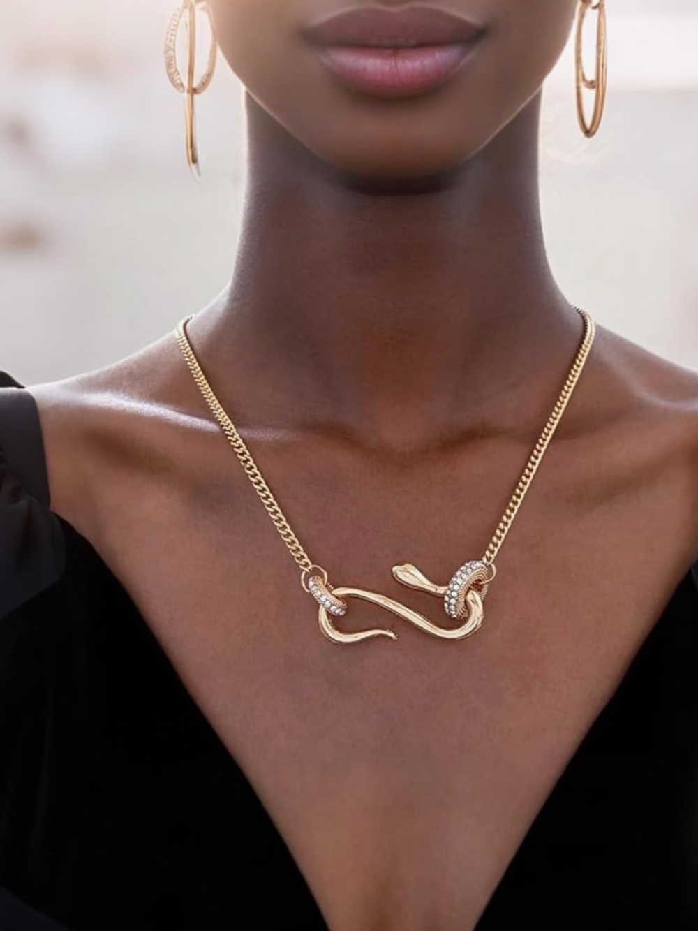 Sculptural Luxe Serpent Pendant Necklace